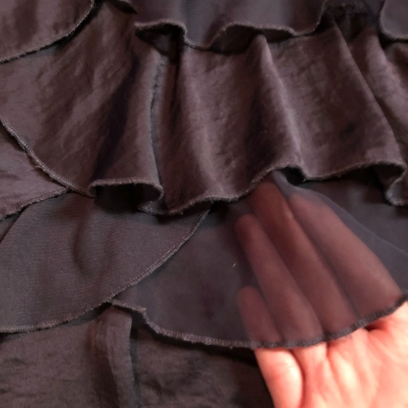 Ruffle top - Picture 2 of 5